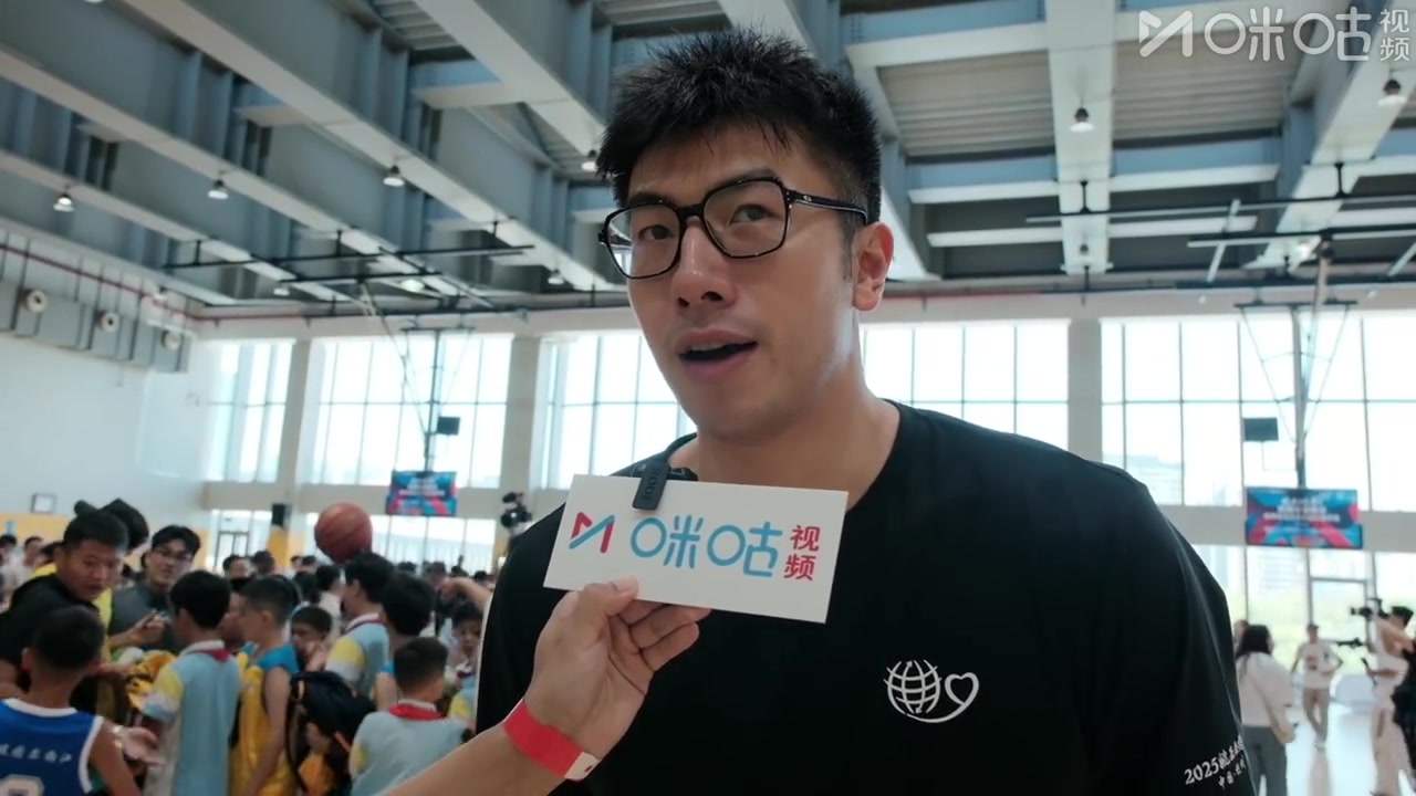 邹雨宸:廖三宁已经发挥很好了 不用我支招 期待他决赛有好的发挥