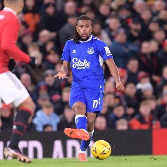 1673194328679012032.jpg 伊沃比.jpg